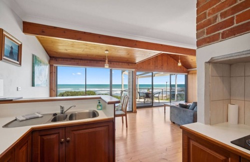 Middleton Casa | Norfolks Beachfront Cottage