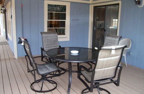 Gamaliel Casa | Hermosa vista al lago Home-Walk a Waters Edge! Lujo pagable.