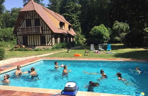 Verneuil-sur-Avre Casa | Casa normando con piscina en el campo