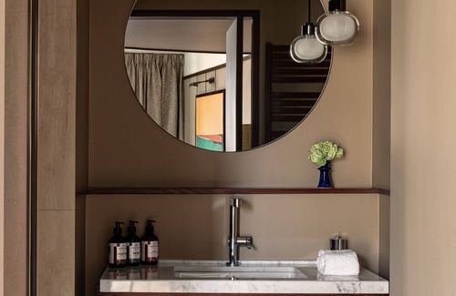 Faubourg-du-Roule Hotel | Norman Paris Hôtel & Spa