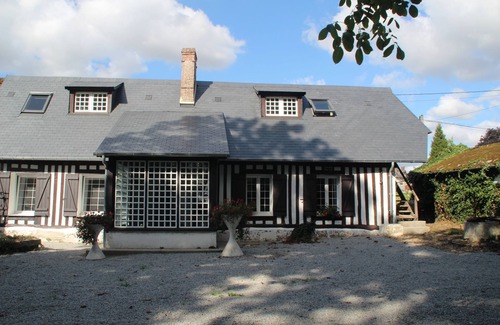 Saint-Pierre-Benouville Cabaña | Normand cabaña completamente renovada - tranquila - con 2000 m² de espacio verde