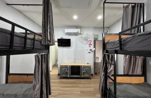 K. Wang Sombun Hostal | norndee hostel