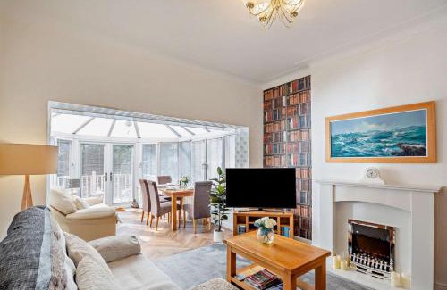Rhos on Sea Casa | North Bay Bungalow