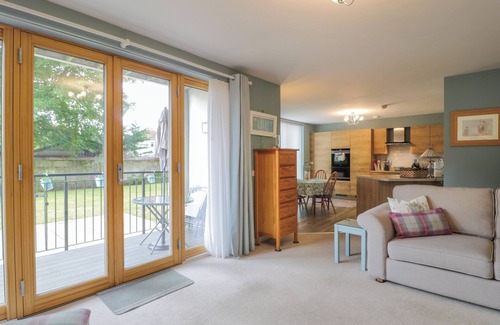 Prestwick Cabaña | NORTH BEACH, country holiday cottage, with a garden in Prestwick