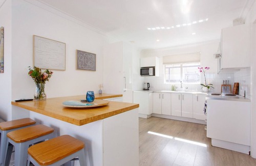 North Beach Apartamento | North Beach Nest – Walking Distance to North Beach