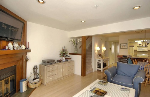 Sussex County Casa | North Bethany Beach Oceanside Townhome! Steps From the Ocean!