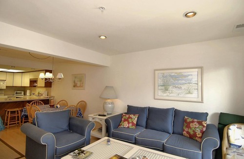 Sussex County Casa | North Bethany Beach Oceanside Townhome! Steps From the Ocean!