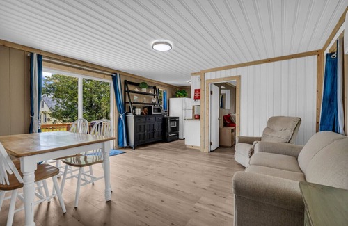 Lexington Cabaña | North Bound 25 Cottage #2