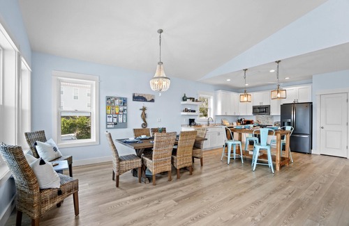 Port St. Joe Cabaña | North Cape Gem| Pool | Pet-Friendly| 3 Min Walk to Beach | Grill