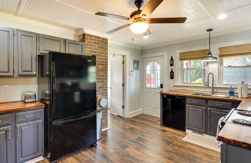 Mebane Casa | North Carolina Getaway w/ Patio on 4 Acres