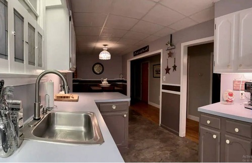 West Glens Falls Casa | North Country New York Escape With Mountain View