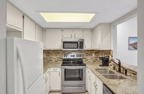 Golden Glades - The Woods Casa | North East Florida Retreat