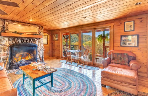 Cabins Cabina | North Fork Mountain Inn