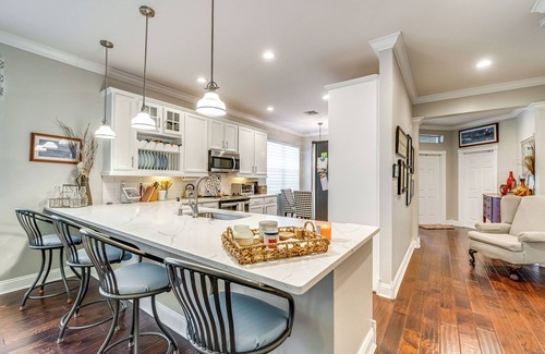 North Fort Myers Casa | North Fort Myers Home w/ Heated Pool & Lake Views!
