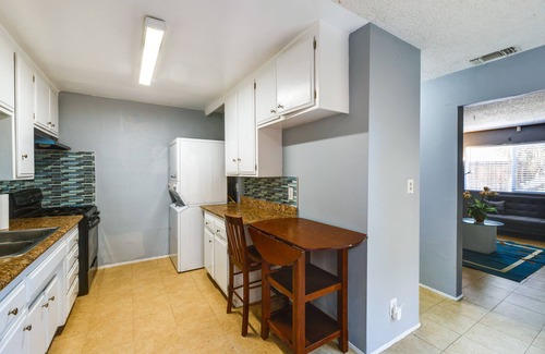 NoHo Arts District Casa | North Hollywood Home ~ 3 Mi to Universal Studios!