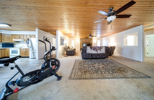 North Jackson Casa | North Jackson Vacation Rental w/ Wraparound Deck!