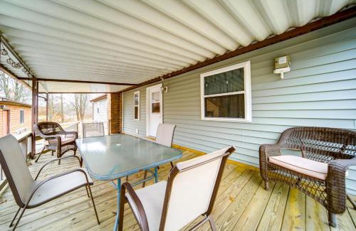 North Jackson Casa | North Jackson Vacation Rental with Wraparound Deck!