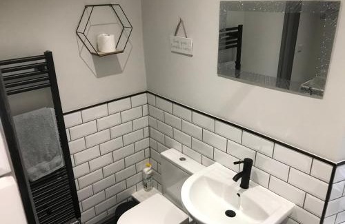 Lancaster Casa | North Lodge
