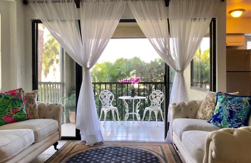 Palm River Estates Apartamento | North Naples apartment.