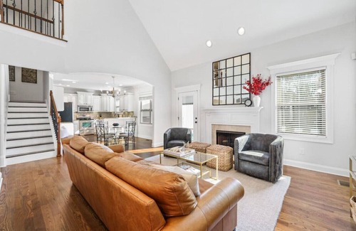 Cottontown Casa | North Nashville Swim and Relax