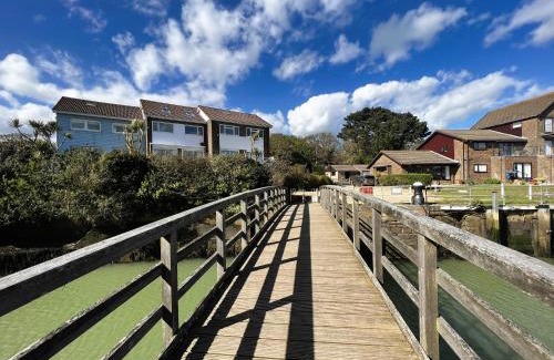 Ryde Casa | North Quay - Pet friendly Luxury Townhouse overlooking Bembridge Harbour