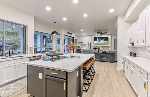 Arabian Views Casa | North Scottsdale Premier Luxury Oasis 4 - Peloton Room & Heated Pool