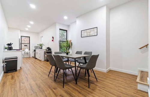 Central Northside Casa | North Shore 3 Bedroom Home w/Back Yard