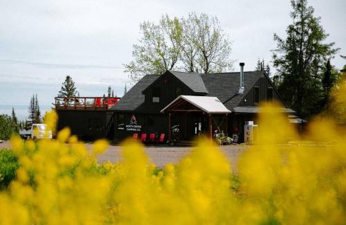 Beaver Bay Otro | North Shore Camping Company