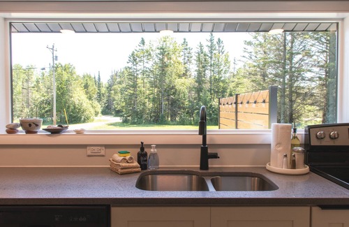 Two Harbors Cabina | North Shore Gateway | A Luxurious Cabin Retreat