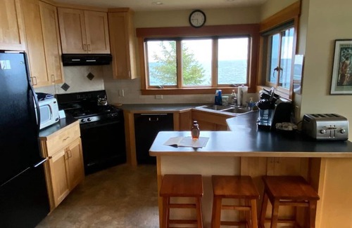 Silver Bay Casa | North Shore Headlands House - casa de retiro en el Lago Superior