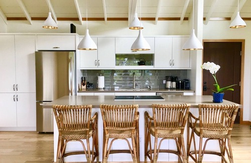 Pauwela Casa | North Shore Ocean View Cottage