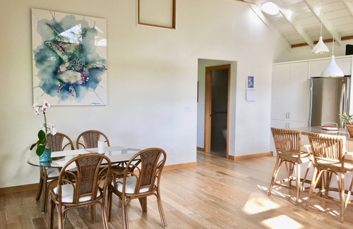 Pauwela Casa | North Shore Ocean View Cottage