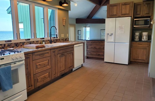 Cheboygan Casa | North Shore Retreat
