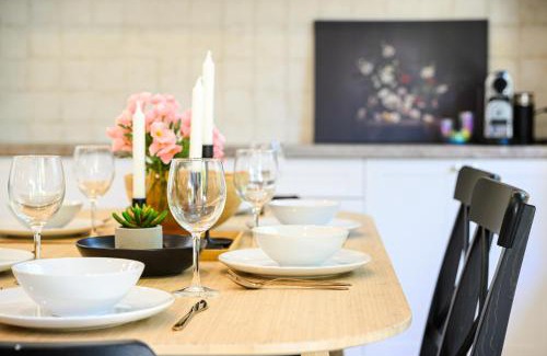 North Sydney Casa | North Sydney 3BR Walk to Metro Train