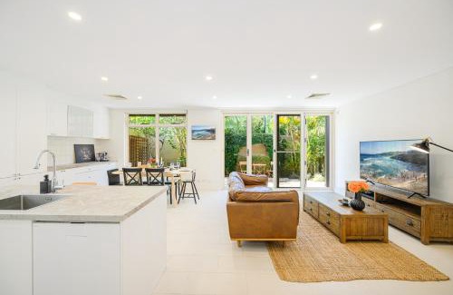 North Sydney Casa | North Sydney 3BR Walk to Metro Train