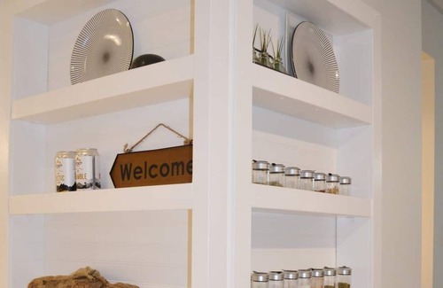 Prince George Casa | Northern Abode - Modern 2 Bedroom Suite Downtown ★