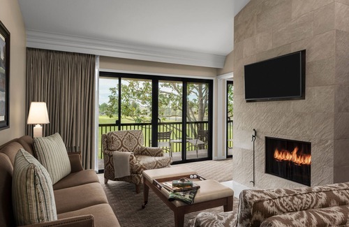 Napa Hotel | Northern California Getaway! 2 Relaxing Suites Next to Trancas Crossing Park!