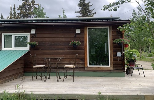 Whitehorse Cabina | Northern Flare cabin with mountain view 5 min from Nordic Eclipse