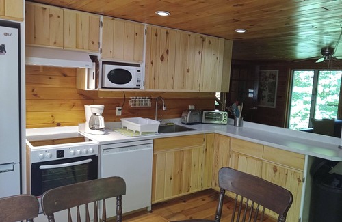 Algoma District Cabaña | Northern Haven on a Crystal-Clear Lake (guest cabin)