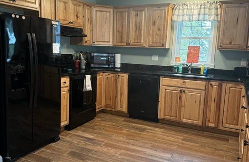Fort Fairfield Casa | Northern Maine Getaway-Direct Trail Access