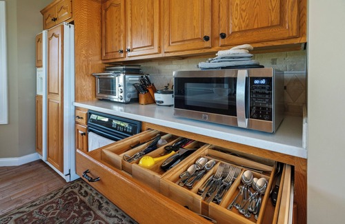 East Jordan Casa | Northern Michigan Paradise: 6BR Lake CharlevoixView Estate