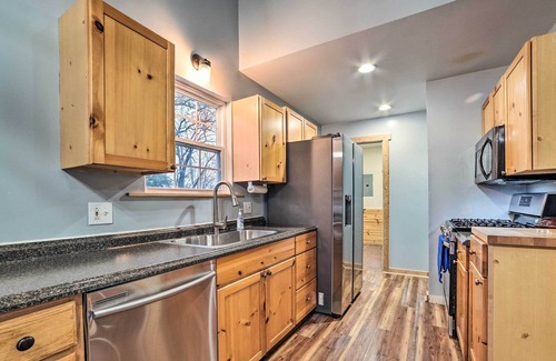 Indian River Casa | Northern Michigan Retreat ~ 2 Mi to Burt Lake