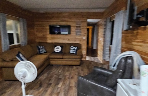 Kalkaska Casa | NORTHERN MICHIGAN WINE AND FISHING PARADISE