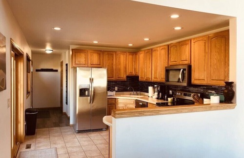 Lakewood Cabaña | Northern retreat on Chain Lake