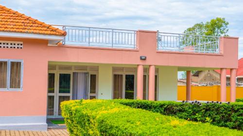 Nakaseke Cama Y Desayuno | Northern Skyz Villas