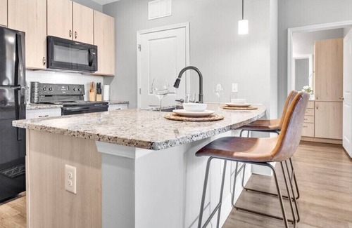 Paw Creek Apartamento | Northlake Gem minutes from Uptown