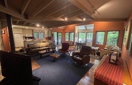 Three Lakes Casa | Northouse, Lakefront Home on Laurel Lake