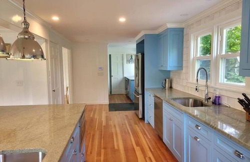 Cummaquid Casa | Northside Off of Historic 6A Lovely pet friendly rental home RPMS069