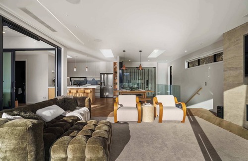 Kelvin Heights Casa | Northview Residence S