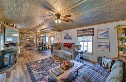 Northville Casa | Northville Cabin with Fire Pit, 4 Mi to Boat Ramp!